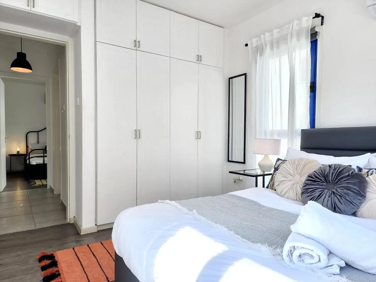Frida'S Cozy Two Bedroom Apt Lárnaka Ciprus